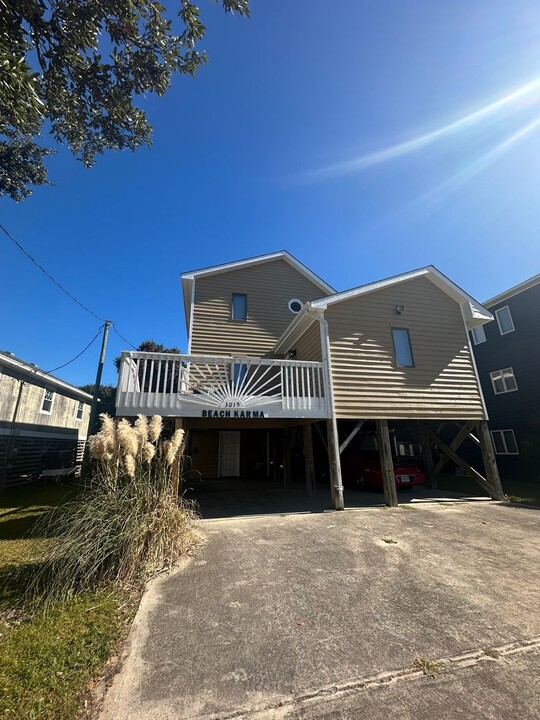 3015 S Wrightsville Ave in Nags Head, NC - Building Photo