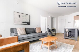 350 Chastain Pl, Unit FL4-ID2057 in Santa Clara, CA - Building Photo - Building Photo