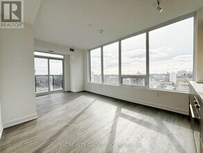 127 Broadway Ave in Toronto, ON - Building Photo - Building Photo