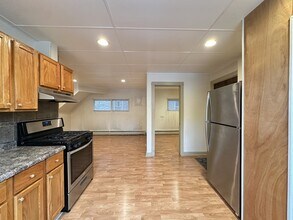 3734 W Wabansia Ave, Unit 1F in Chicago, IL - Building Photo - Building Photo