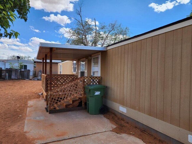 5 Red Mesa Ave in Page, AZ - Building Photo - Building Photo