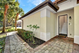 1338 Corso Palermo Ct in Naples, FL - Foto de edificio - Building Photo