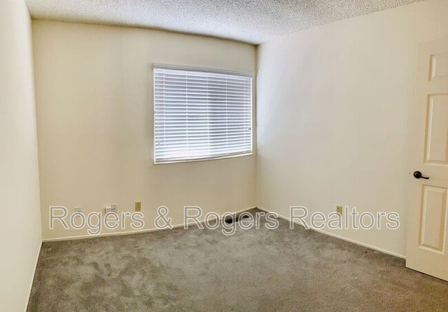 1089 Rankin Dr in Milpitas, CA - Building Photo - Building Photo