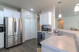 2933 Castle Rock Blvd in Richland, WA - Building Photo - Building Photo