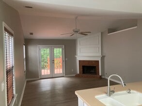 2328 Leacroft Way in Marietta, GA - Building Photo - Building Photo