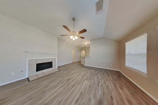 3326 Ithaca Dr in Missouri City, TX - Building Photo - Building Photo