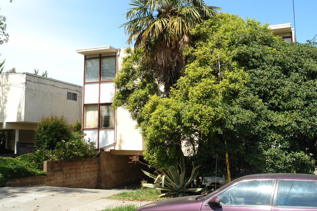 1713 Dwight Way in Berkeley, CA - Building Photo