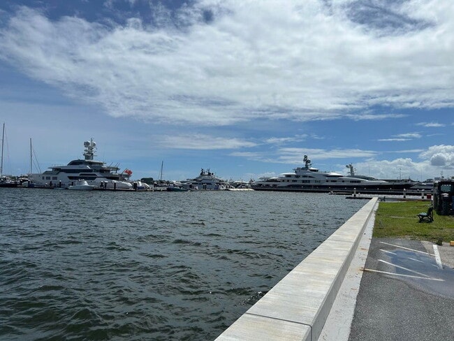 property at 4500 N Flagler Dr