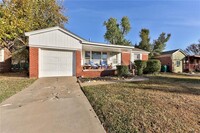 2729 Cambridge Ct in Oklahoma City, OK - Building Photo - Building Photo