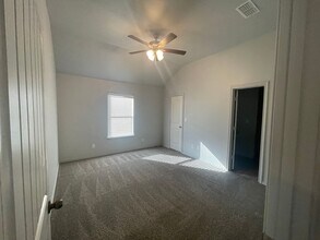 1215 Kingston St in Wolfforth, TX - Building Photo - Building Photo