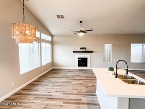 40618 N Apollo Way in Anthem, AZ - Building Photo - Building Photo