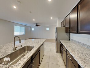 9184 Lynea Ct in Las Vegas, NV - Foto de edificio - Building Photo