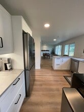 13540 NE 190th Pl in Woodinville, WA - Building Photo - Building Photo