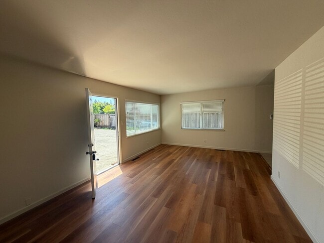 1817 Foxworthy Ave in San Jose, CA - Building Photo - Building Photo