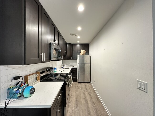 520 W Aldine Ave in Chicago, IL - Building Photo - Building Photo