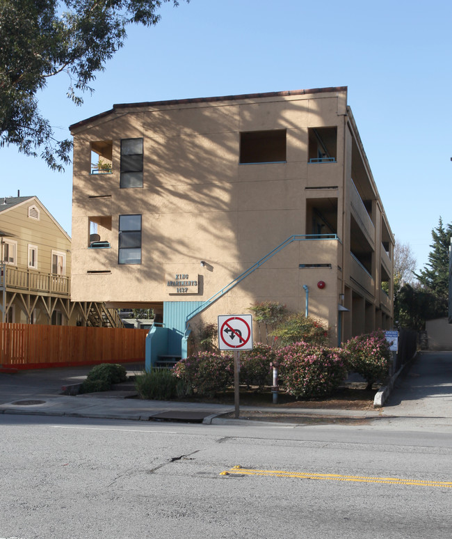 1437 El Camino Real in Burlingame, CA - Building Photo - Building Photo