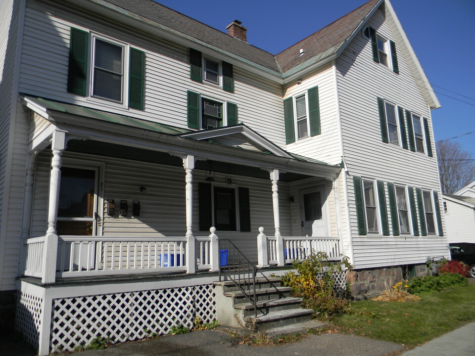 19 Orchard Ter, Unit 21B in Burlington, VT - Building Photo