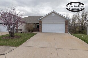 7392 Arratt Ct in Columbia, MO - Building Photo