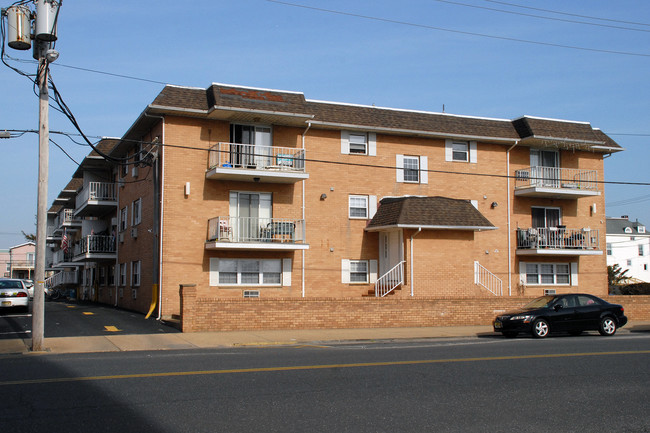 Kingsley Terrace Apartments in Asbury Park, NJ - Building Photo - Building Photo