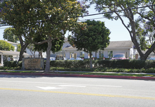 University Village in Los Angeles, CA - Building Photo - Building Photo