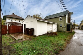 707 Moore St in Middletown, OH - Foto de edificio - Building Photo
