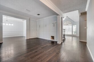 2704 Crestwood Ln in Highland Village, TX - Building Photo - Building Photo