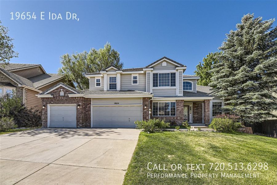 19654 E Ida Dr in Aurora, CO - Building Photo