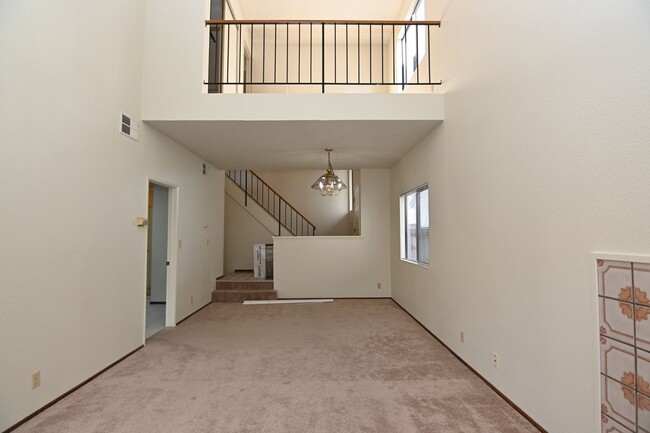 34743 Bowie Common in Fremont, CA - Building Photo - Building Photo