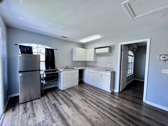 538 Washington Palm Loop in Davenport, FL - Foto de edificio - Building Photo