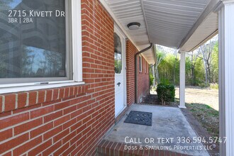 2715 Kivett Dr in Greensboro, NC - Building Photo - Building Photo