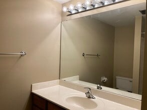 1680 Summit St in Columbus, OH - Foto de edificio - Building Photo