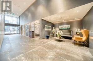 28 Wellesley St E in Toronto, ON - Building Photo - Building Photo