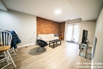 191 Saint Botolph St, Unit 1 in Boston, MA - Building Photo - Building Photo