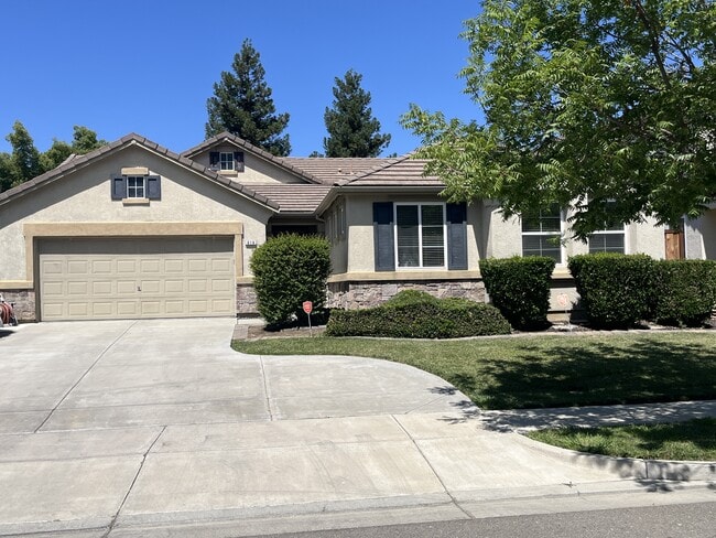 property at 619 Snow Creek Ln