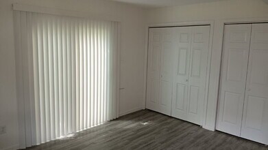 3465 S Oaklawn Cir in Bloomington, IN - Building Photo - Building Photo