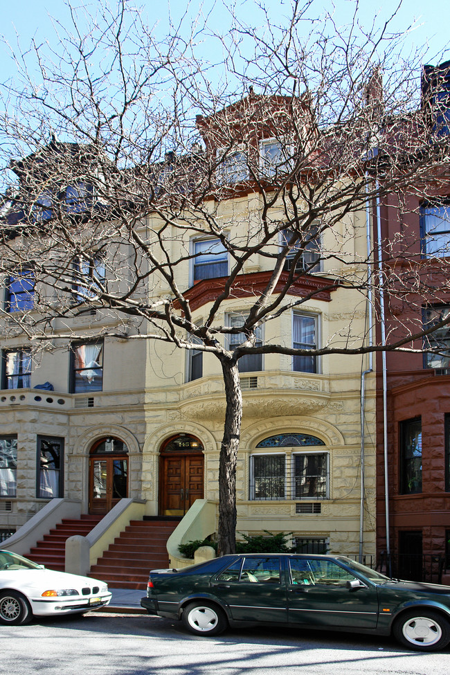 145 West 80th Street (j8)