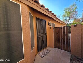 913 W Sun Coast Dr in Gilbert, AZ - Building Photo - Building Photo