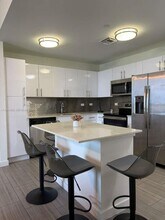 1776 Polk St in Hollywood, FL - Building Photo - Building Photo