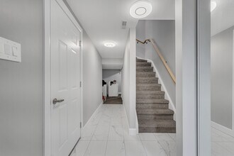 700 Osgoode Dr in London, ON - Building Photo - Building Photo