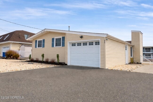 825 Leeward Dr in Forked River, NJ - Building Photo - Building Photo