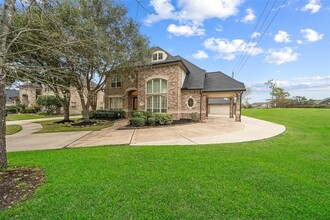 15619 Stone Gables Ln in Houston, TX - Building Photo - Building Photo