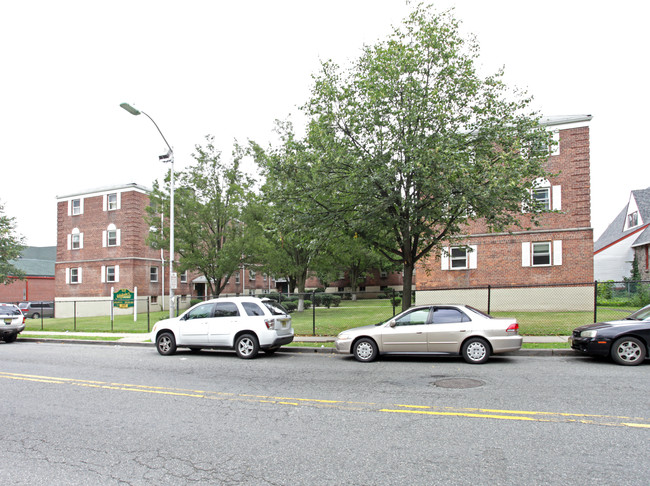 444-450 Prospect St in East Orange, NJ - Building Photo - Building Photo