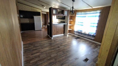 190 Private Rd 3376 F in Kempner, TX - Building Photo - Building Photo