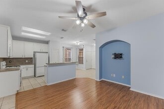 12407 Salama Falls in Houston, TX - Building Photo - Building Photo