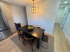 11000 Larry Dr, Unit 1 in Northglenn, CO - Foto de edificio - Building Photo