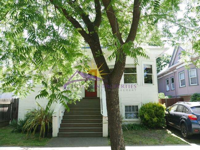 property at 1511 26th St