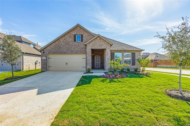 13100 Yellowstone Wy in Providence Village, TX - Foto de edificio