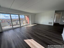 51 Hill Rd, Unit 603 in Belmont, MA - Building Photo