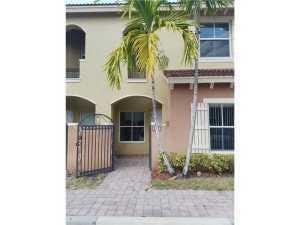 253 Lake Monterey Cir in Boynton Beach, FL - Foto de edificio - Building Photo
