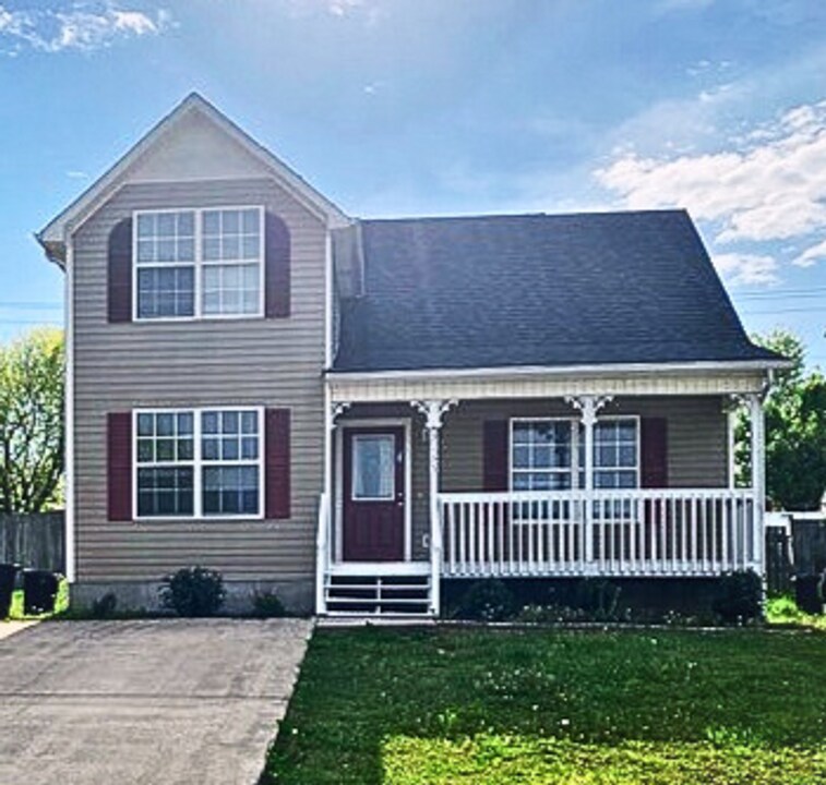 3155 Holly Brook Cir in Cleveland, TN - Building Photo